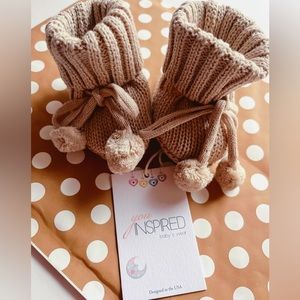 Pure cotton baby socks, newborn socks, crib booties. Baby gift, beige, size 0-6m